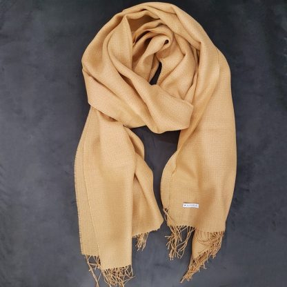 Large, thin alpaca and silk scarf in golden shades of caramel