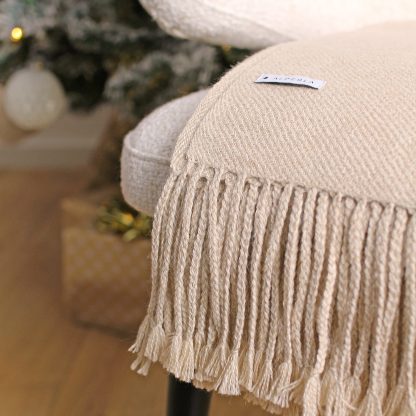 Punta Veleros alpaca blanket is a great gift idea